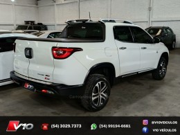 FIAT - TORO - 2017/2017 - Branca - R$ 97.900,00