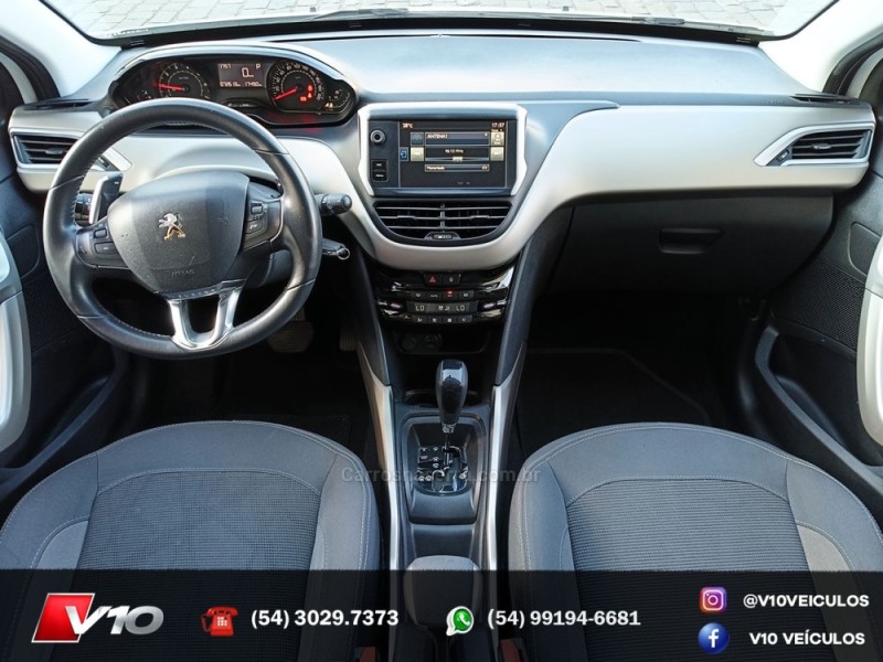 PEUGEOT - 2008 - 2016/2017 - Branca - R$ 55.900,00