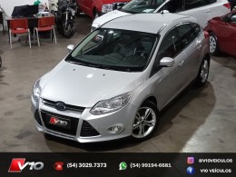 FORD - FOCUS - 2014/2015 - Prata - R$ 52.900,00