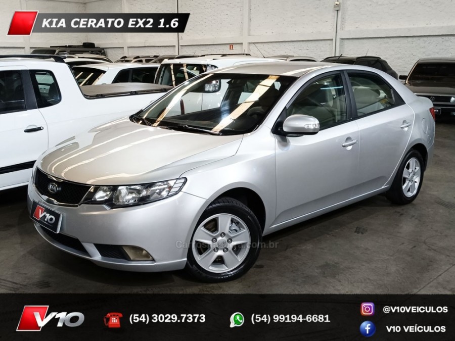 KIA MOTORS - CERATO - 2010/2011 - Prata - R$ 41.900,00