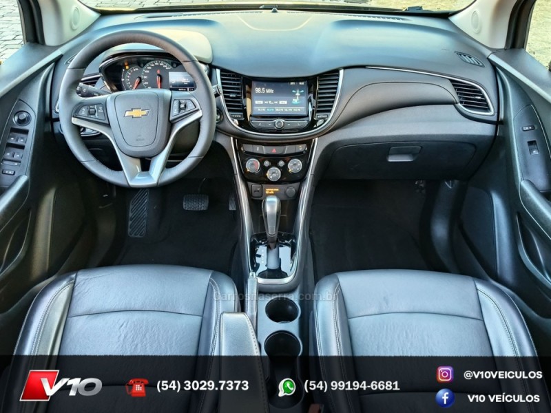 CHEVROLET - TRACKER - 2018/2019 - Preta - R$ 89.900,00