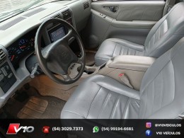 CHEVROLET - S10 - 1995/1996 - Branca - R$ 49.900,00