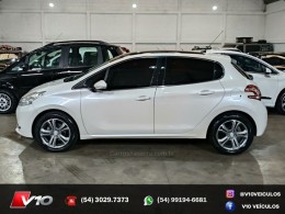 PEUGEOT - 208 - 2014/2014 - Branca - R$ 43.900,00
