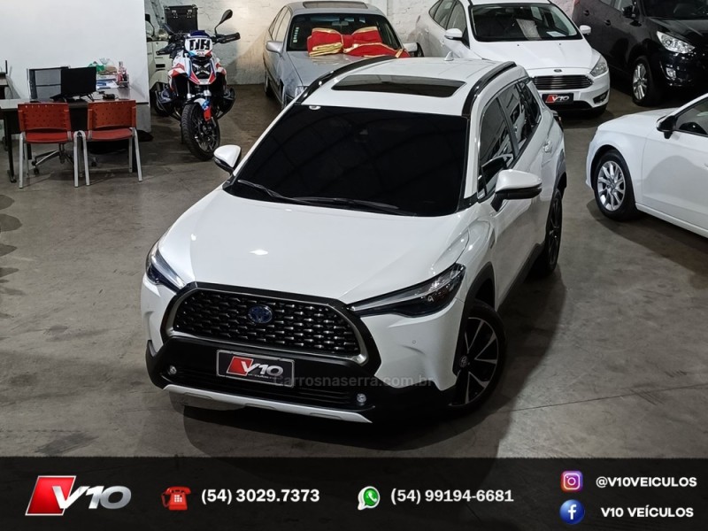 TOYOTA - COROLLA - 2022/2023 - Branca - R$ 155.900,00