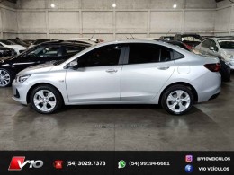 CHEVROLET - ONIX - 2022/2023 - Prata - R$ 80.900,00