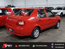 FIAT - SIENA - 2010/2011 - Vermelha - R$ 25.900,00