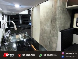 RENAULT - MASTER - 2022/2023 - Branca - R$ 389.900,00