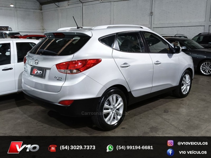 HYUNDAI - IX35 - 2013/2014 - Prata - R$ 68.900,00