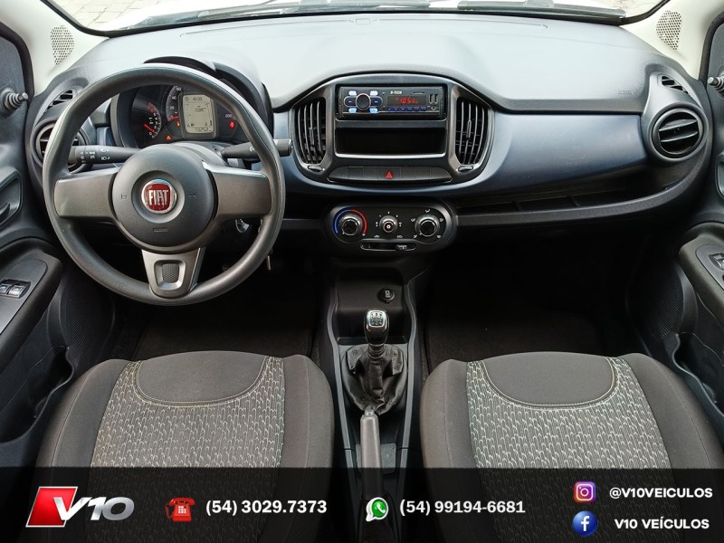 FIAT - UNO - 2020/2021 - Branca - R$ 46.900,00