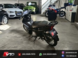 HONDA - BIZ 125 - 2011/2011 - Preta - R$ 8.900,00