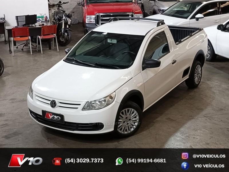 VOLKSWAGEN - SAVEIRO - 2012/2013 - Branca - R$ 39.900,00