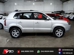 HYUNDAI - TUCSON - 2013/2013 - Prata - R$ 48.900,00