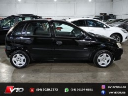 CHEVROLET - CORSA - 2007/2008 - Preta - R$ 22.900,00