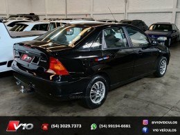 FORD - FOCUS - 2006/2007 - Preta - R$ 19.900,00