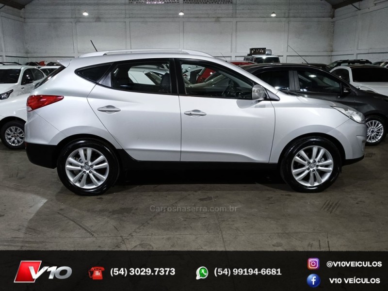 HYUNDAI - IX35 - 2013/2014 - Prata - R$ 68.900,00