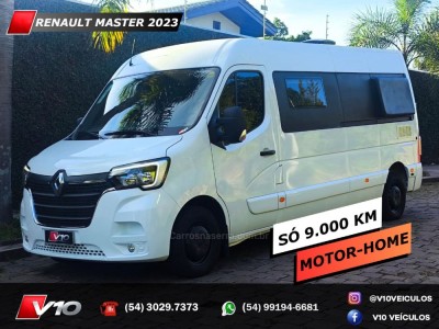 RENAULT - MASTER - 2022/2023 - Branca - R$ 389.900,00