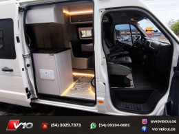 RENAULT - MASTER - 2022/2023 - Branca - R$ 389.900,00