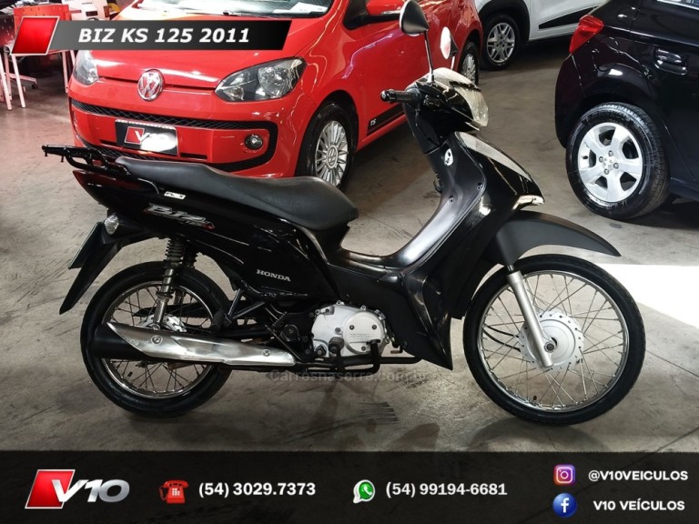 HONDA - BIZ 125 - 2011/2011 - Preta - R$ 8.900,00