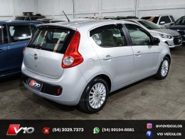 FIAT - PALIO - 2012/2013 - Prata - R$ 31.900,00