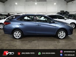 TOYOTA - YARIS - 2019/2019 - Azul - R$ 75.900,00