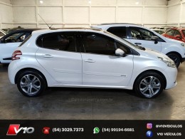 PEUGEOT - 208 - 2015/2016 - Branca - R$ 54.900,00