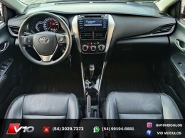TOYOTA - YARIS - 2019/2019 - Azul - R$ 75.900,00
