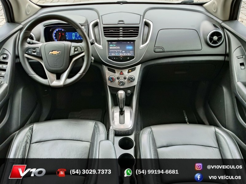CHEVROLET - TRACKER - 2014/2015 - Prata - R$ 67.900,00