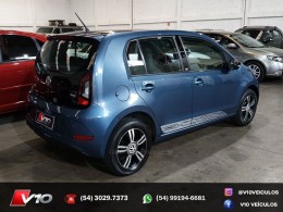 VOLKSWAGEN - UP - 2017/2018 - Azul - R$ 59.900,00
