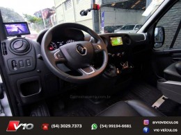 RENAULT - MASTER - 2022/2023 - Branca - R$ 389.900,00