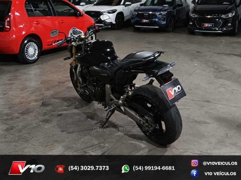 HONDA - CB 600F - 2008/2008 - Preta - R$ 32.900,00