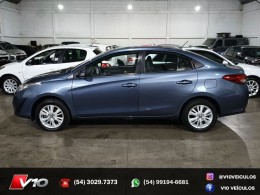 TOYOTA - YARIS - 2019/2019 - Azul - R$ 75.900,00