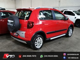 VOLKSWAGEN - CROSSFOX - 2012/2013 - Vermelha - R$ 42.900,00