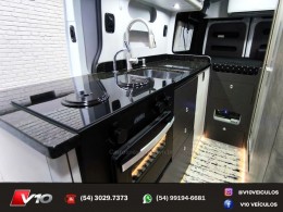 RENAULT - MASTER - 2022/2023 - Branca - R$ 389.900,00