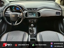 CHEVROLET - PRISMA - 2017/2017 - Branca - R$ 59.900,00