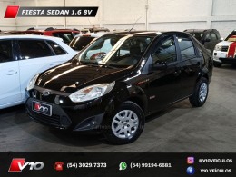 FORD - FIESTA - 2010/2011 - Preta - R$ 29.900,00