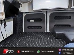 RENAULT - MASTER - 2022/2023 - Branca - R$ 389.900,00